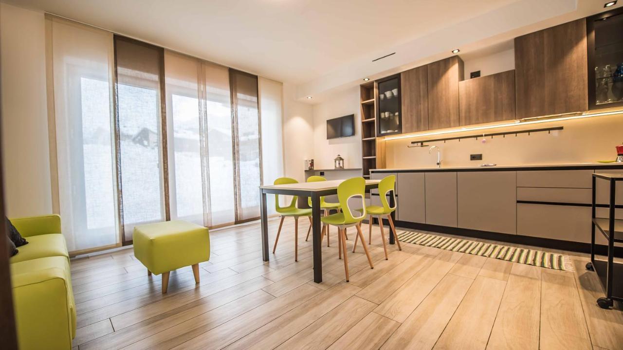 Chalet 4 Stagioni ลีวินโญ ภายนอก รูปภาพ
