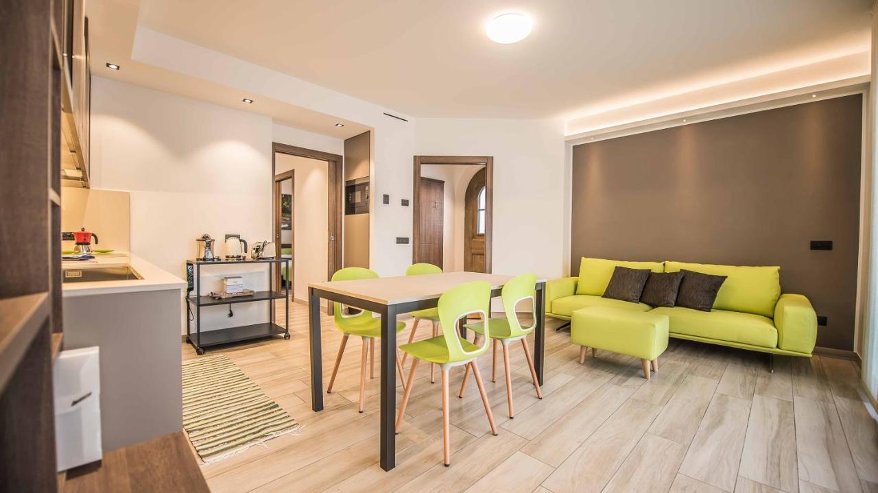 Chalet 4 Stagioni ลีวินโญ ภายนอก รูปภาพ