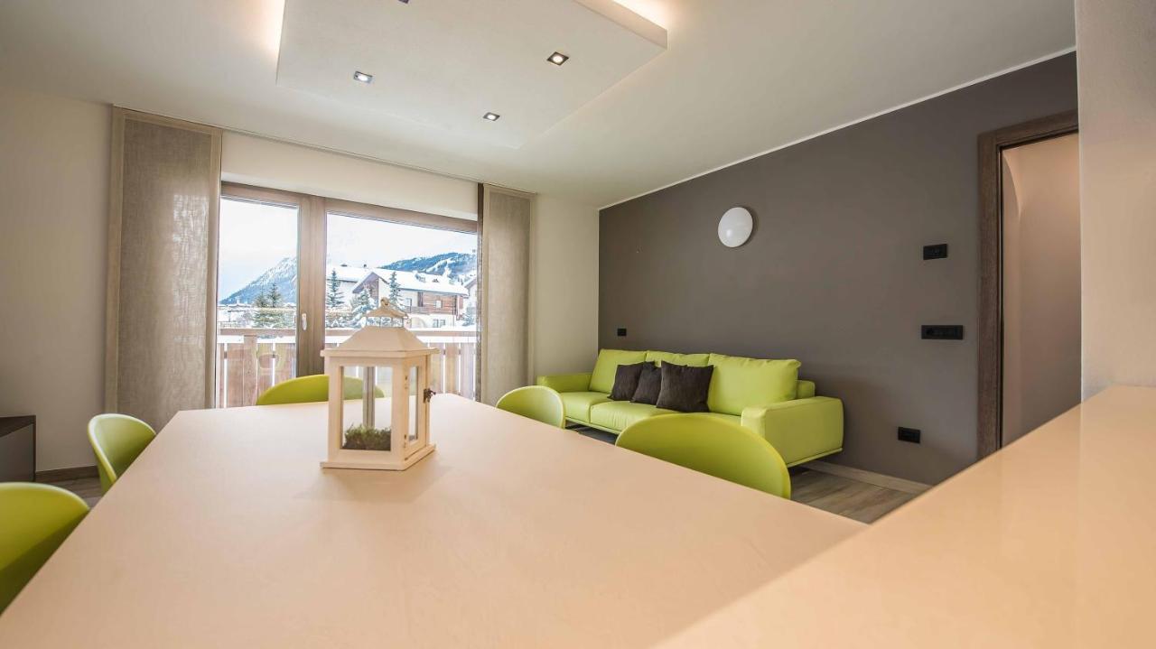 Chalet 4 Stagioni ลีวินโญ ภายนอก รูปภาพ
